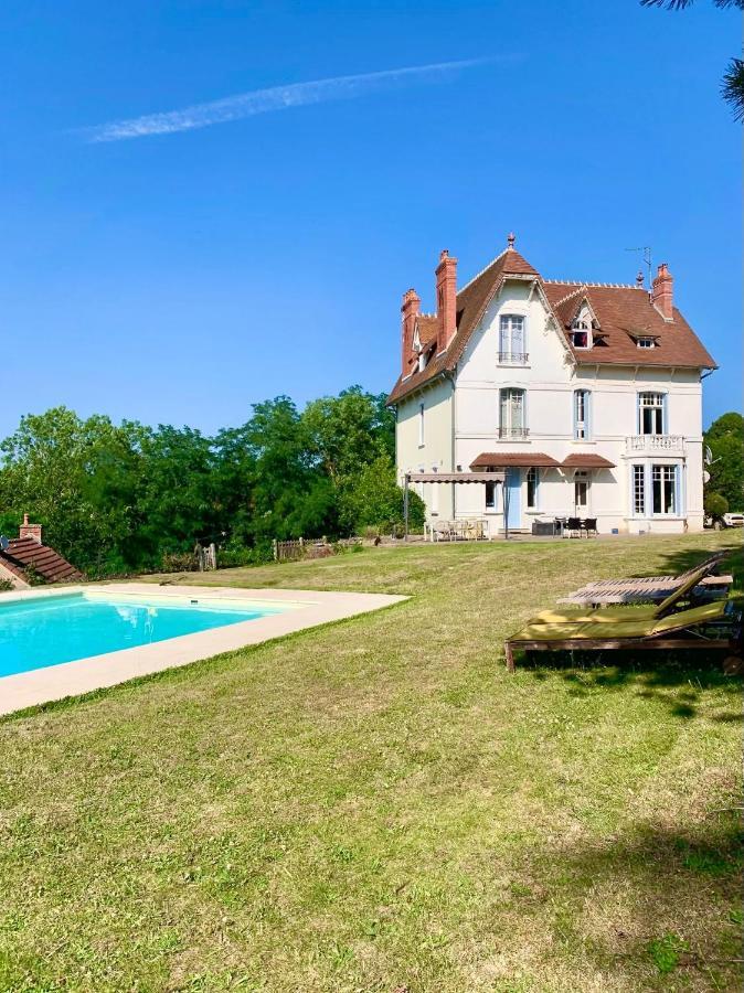 Holiday Home Villa Castel Marie Louise เนรีส์เลส์แบงส์ ภายนอก รูปภาพ