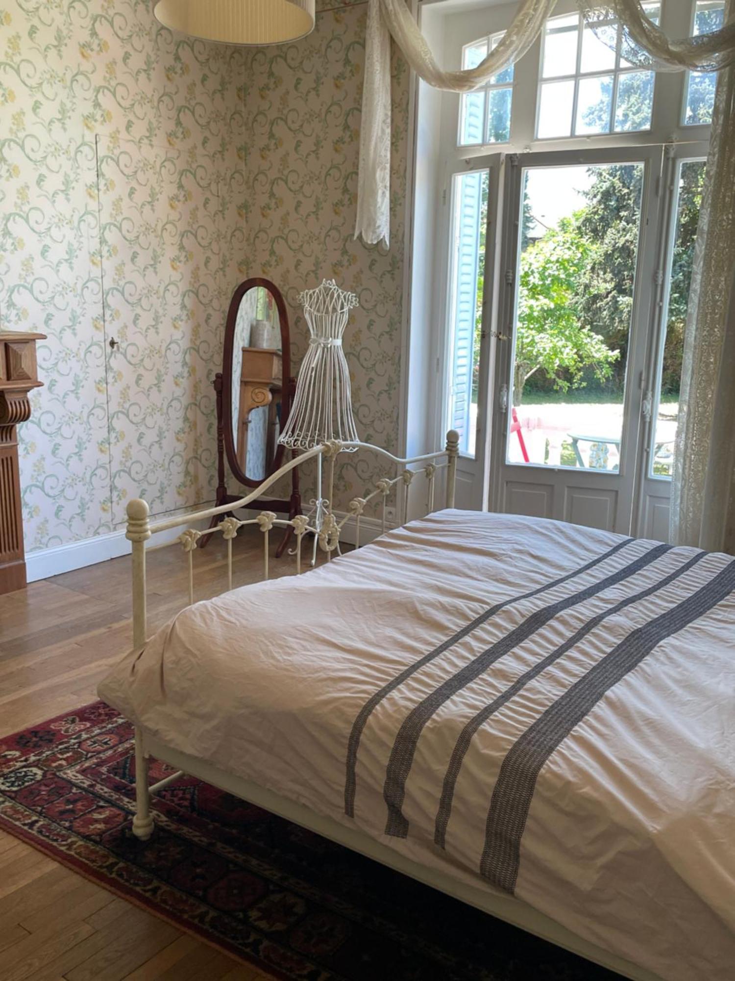 Holiday Home Villa Castel Marie Louise เนรีส์เลส์แบงส์ ภายนอก รูปภาพ