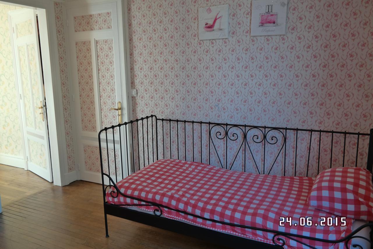 Holiday Home Villa Castel Marie Louise เนรีส์เลส์แบงส์ ภายนอก รูปภาพ